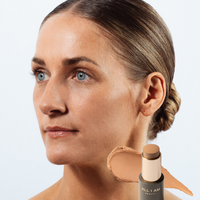 Foundation Creme Stick Light Medium