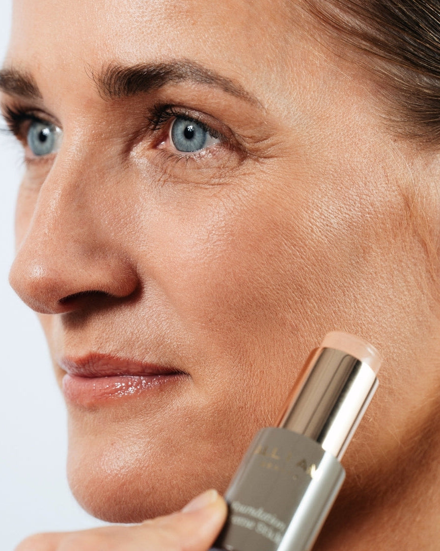 Foundation Creme Stick Light Medium