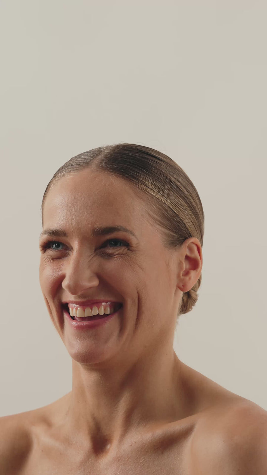 The Foundation Kit - Light Medium